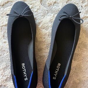 Rothy's Black Knit Ballet Flats with Blue Trim and Bow